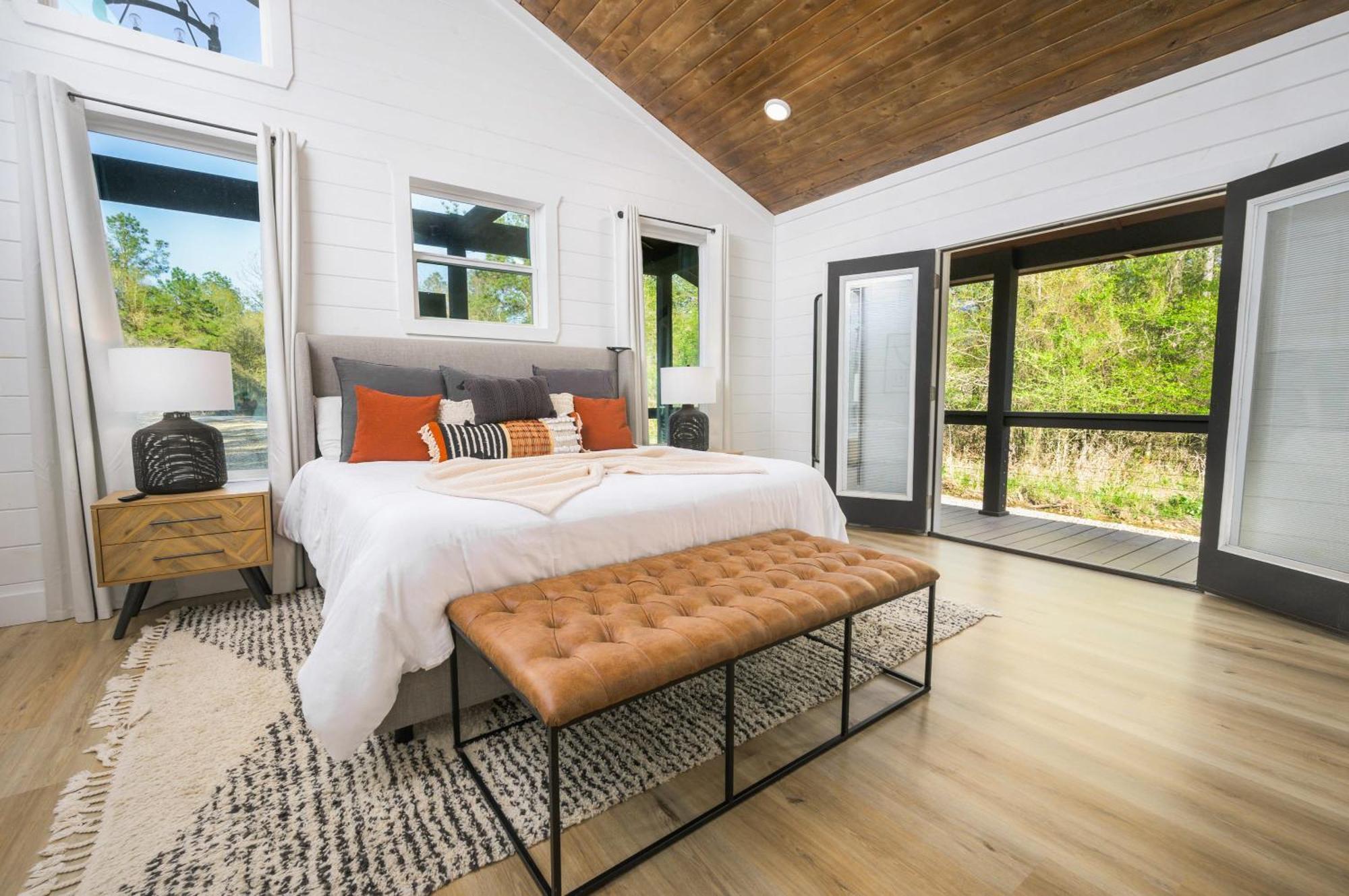 New Farmhouse-Chic Cabin With Hot Tub & Firepit Broken Bow Exterior photo