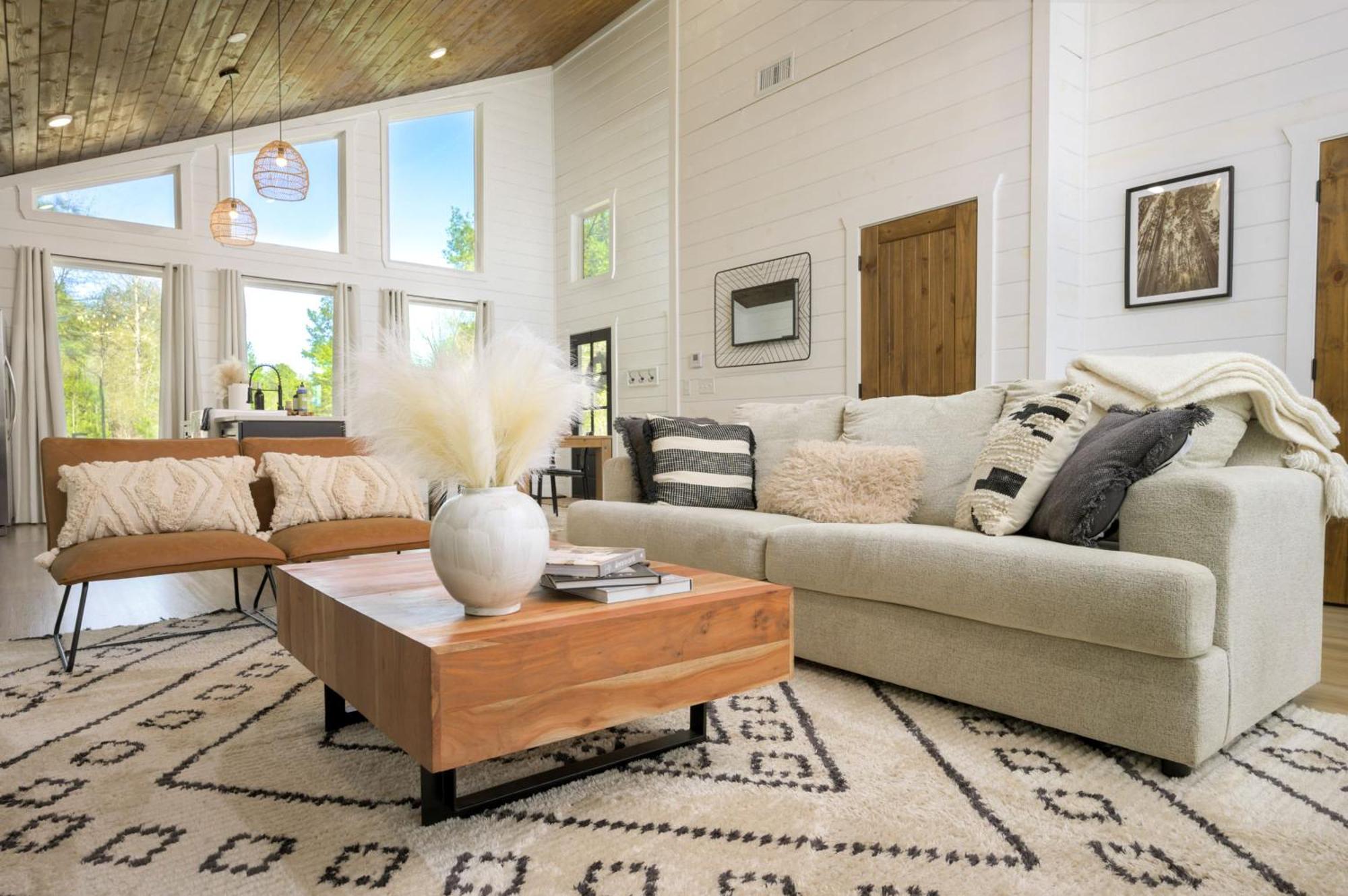 New Farmhouse-Chic Cabin With Hot Tub & Firepit Broken Bow Exterior photo