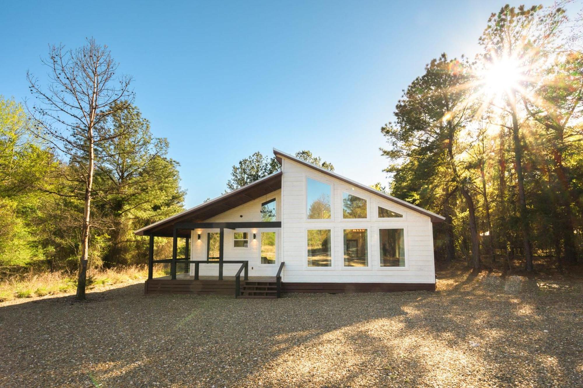 New Farmhouse-Chic Cabin With Hot Tub & Firepit Broken Bow Exterior photo